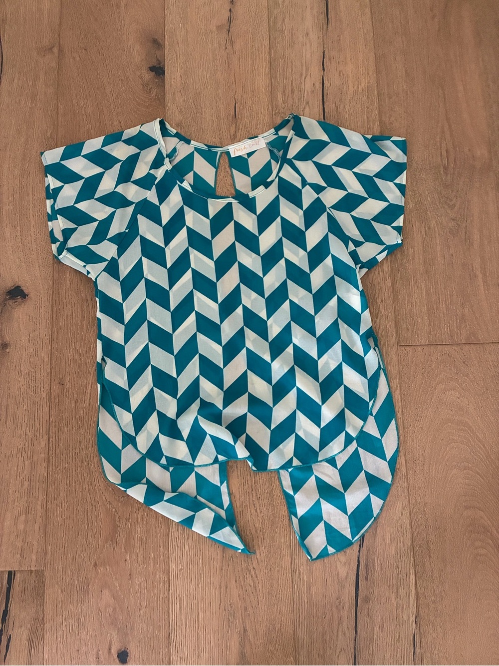 Chevron Tie-Front Blouse in Teal and White - Unknown Brand